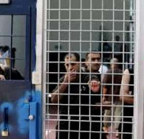 أسيران مقدسيان يدخلان سنوات جديدة في سجون الاحتلال